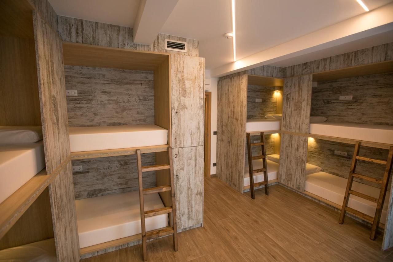 Thostel Сантьяго-де-Компостела Экстерьер фото